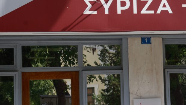 Σε-τεντωμένο-σχοινί:-Η-ΠΓ-στέλνει-το-εξώδικο-Κασσελάκη-στην-ΚΕ-του-ΣΥΡΙΖΑ