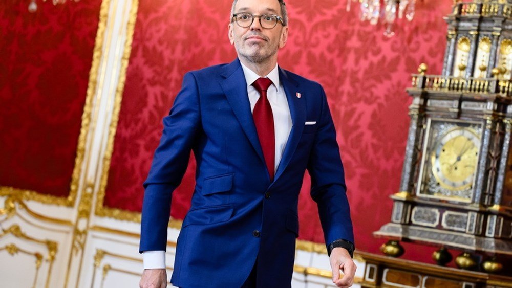 Αυστρία:-Χέρμπερτ-Κικλ,-ένας-ακροδεξιός-στο-κατώφλι-της-καγκελαρίας