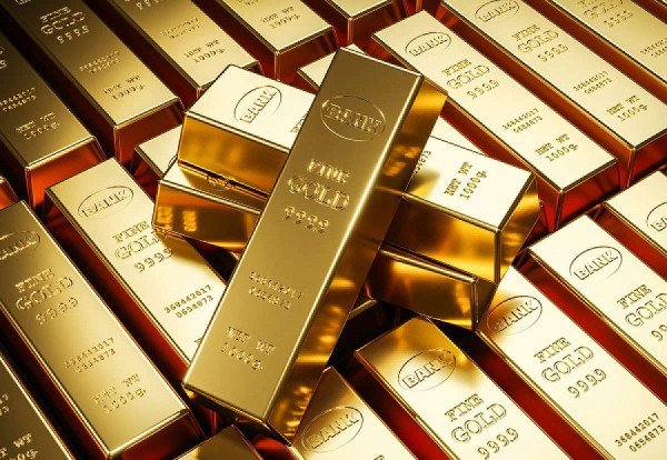 Σε-ιστορικά-υψηλά-επίπεδα-ο-χρυσός-Έσπασε-το-«φράγμα»-των-$3.000