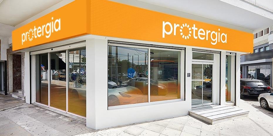 Νέο διζωνικό τιμολόγιο από την Protergia, οι χρεώσεις