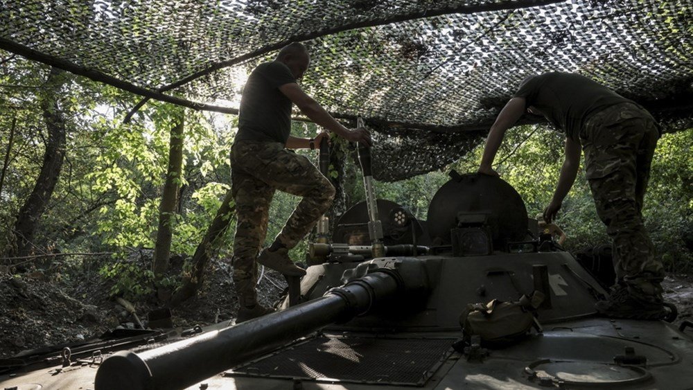 Νέα στρατιωτική βοήθεια στην Ουκρανία από την Ευρώπη – Σήμερα συνάντηση 50 χωρών στις Βρυξέλλες