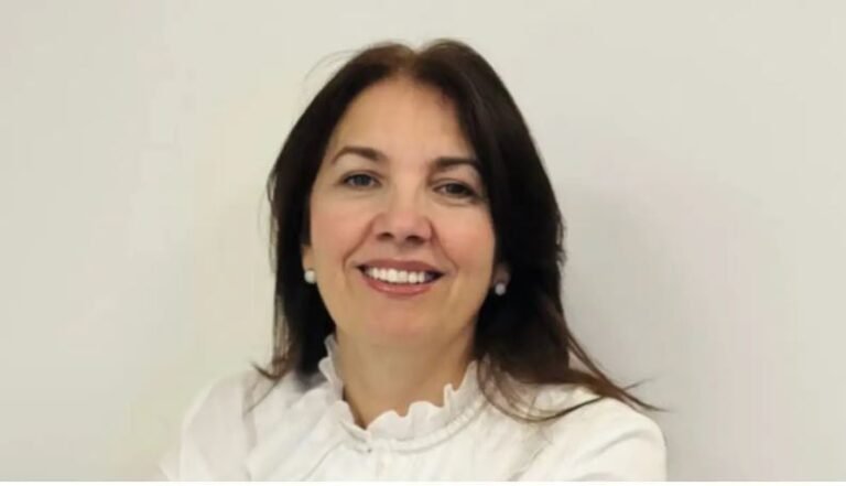 Φωφώ-Καλύβα:-Παραιτήθηκε-η-Γενική-Γραμματέας-του-υπουργείου-Υγείας