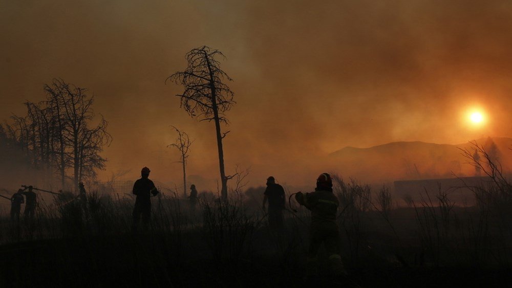 Εικόνες αποκάλυψης απο τις πυρκαγιές στην Προύσα της Τουρκίας – Στάχτη χιλιάδες στρέμματα δασικής έκτασης