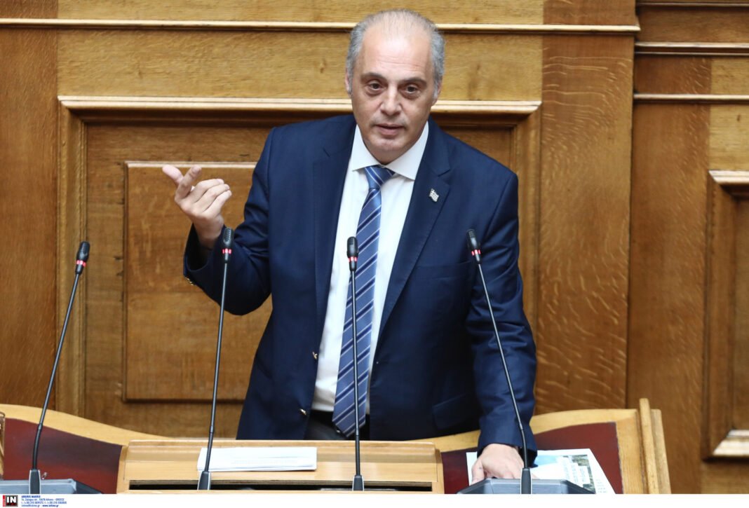 Βελόπουλος: Η εικόνα της κυβέρνησης στην αντιμετώπιση των πυρκαγιών παραπέμπει σε τσίρκο