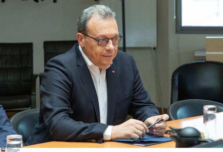 Σωκράτης-Φάμελλος:-«Απαιτείται-ισχυρή-Πολιτεία-που-θα-αντιμετωπίσει-τα-καρτέλ-–-Η-κυβέρνηση-συνεχίζει-τη-φοροεπιδρομή-της»