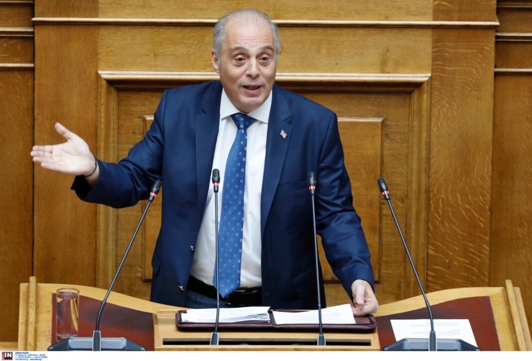 Βελόπουλος:-Τουλάχιστον-γελοίο-να-ισχυρίζονται-στην-κυβέρνηση-ότι-δεν-ενημερώθηκαν-από-την-Ευρωπαία-Εισαγγελέα-για-τον-έλεγχο-που-κάνει-σχετικά-με-το-καλώδιο-διασύνδεσης-με-την-Κύπρο