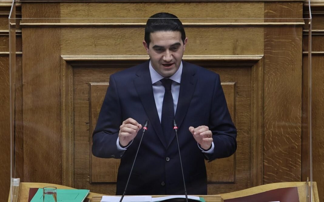 Μ. Κατρίνης: Δεν αρκούν οι μισθολογικές παρεμβάσεις για να αντιστρέψουν την απαξίωση των στελεχών των Ενόπλων Δυνάμεων Μ.-Κατρίνης:-Δεν-αρκούν-οι-μισθολογικές-παρεμβάσεις-για-να-αντιστρέψουν-την-απαξίωση-των-στελεχών-των-Ενόπλων-Δυνάμεων