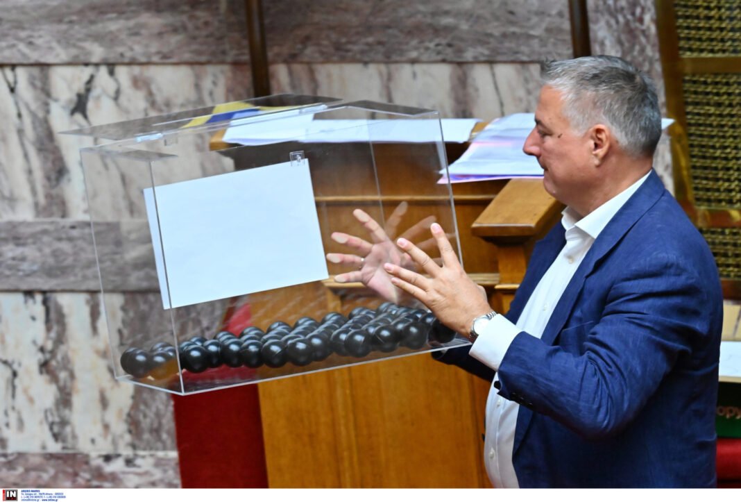 Τέμπη: Κληρώθηκαν τα μέλη του Δικαστικού Συμβουλίου για τον Κώστα Αχ. Καραμανλή Τέμπη:-Κληρώθηκαν-τα-μέλη-του-Δικαστικού-Συμβουλίου-για-τον-Κώστα-Αχ.-Καραμανλή