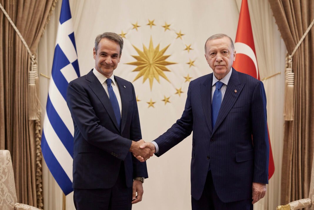 Τι-ψάχνει-ο-Ερντογάν;-Ευθυμιόπουλος,-Δρούγος-και-Φίλης-αναλύουν-την-στρατηγική-της-Άγκυρας-πριν-την-συνάντηση-του-Τούρκου-προέδρου-με-τον-Έλληνα-Πρωθυπουργό