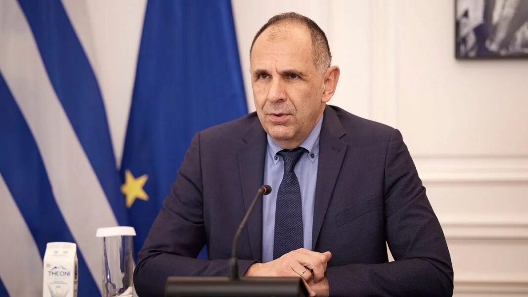 Γεραπετρίτης-στο-reuters:-Η-Ελλάδα-θα-εγγυηθεί-τον-ασφαλή-πλου-του-στολίσκου-της-Γάζας-στα-χωρικά-της-ύδατα