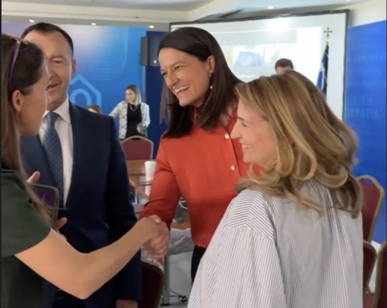 Κεραμέως:-Συνάντηση-με-εκπροσώπους-εταιρειών-για-το-rebrain-greece-στη-Νέα-Υόρκη