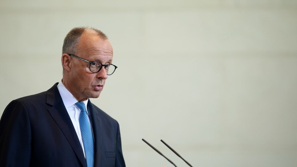 Μερτς για πρόστιμο στo Χ: Συμμορφωθείτε με τους νόμους μας, εφόσον δραστηριοποιείστε εδώ