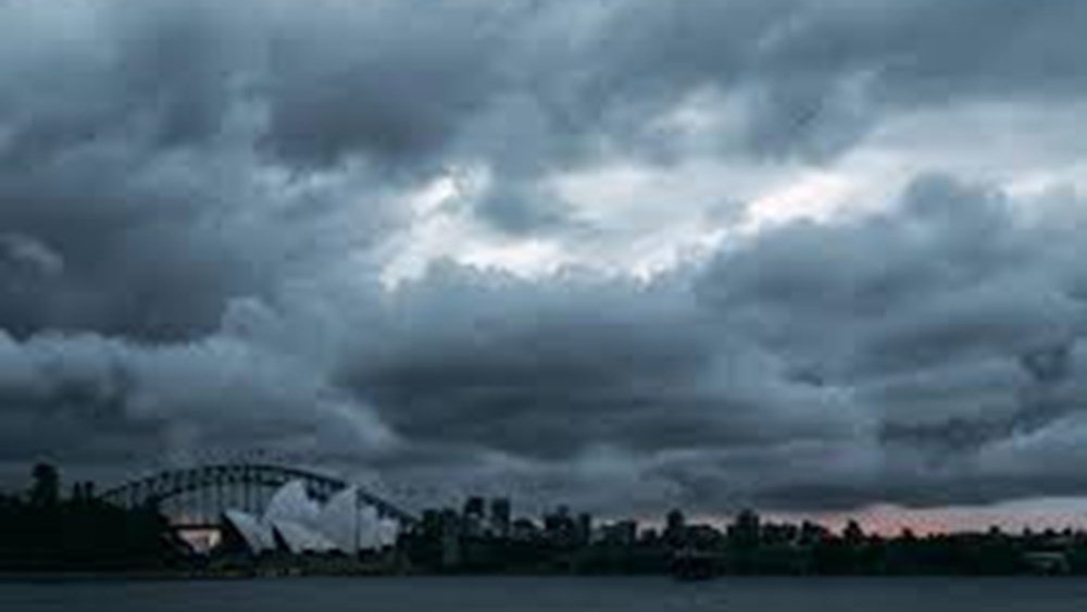 Αυστραλία: Αιματοκύλισμα σε εκδήλωση για την εβραϊκή Χάνουκα σε παραλία του Σίδνεϊ – 12 νεκροί, 29 τραυματίες – Ταυτοποιήθηκε ο ένας δράστης