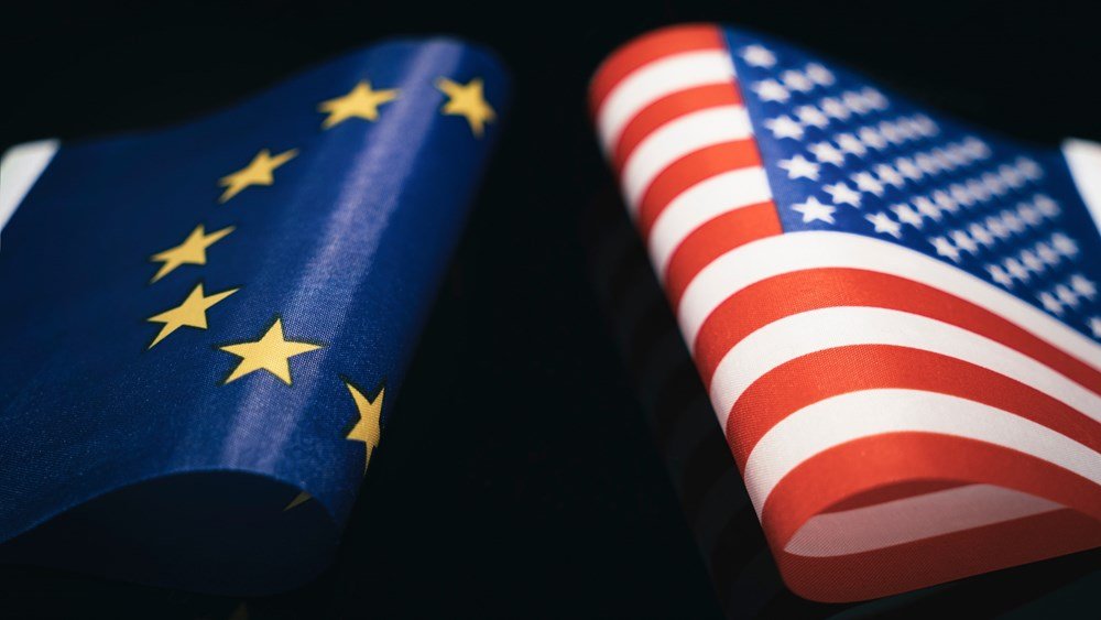 Οι ΗΠΑ απειλούν με αντίποινα εταιρείες της ΕΕ λόγω του ψηφιακού φόρου