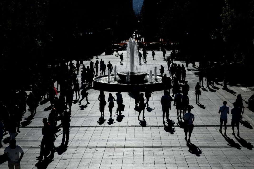 Δημογραφικό: Οριακή μείωση του μόνιμου πληθυσμού στην Ελλάδα το 2024 Δημογραφικό:-Οριακή-μείωση-του-μόνιμου-πληθυσμού-στην-Ελλάδα-το-2024