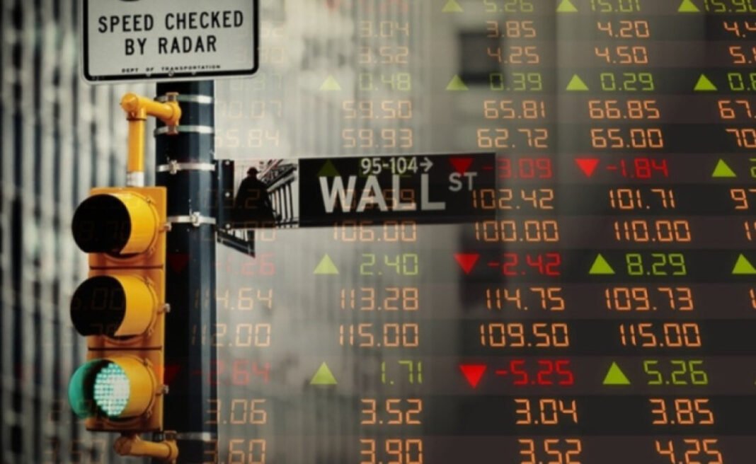 Wall Street: Κέρδη στο τέλος της εβδομάδας με άρωμα τεχνολογίας