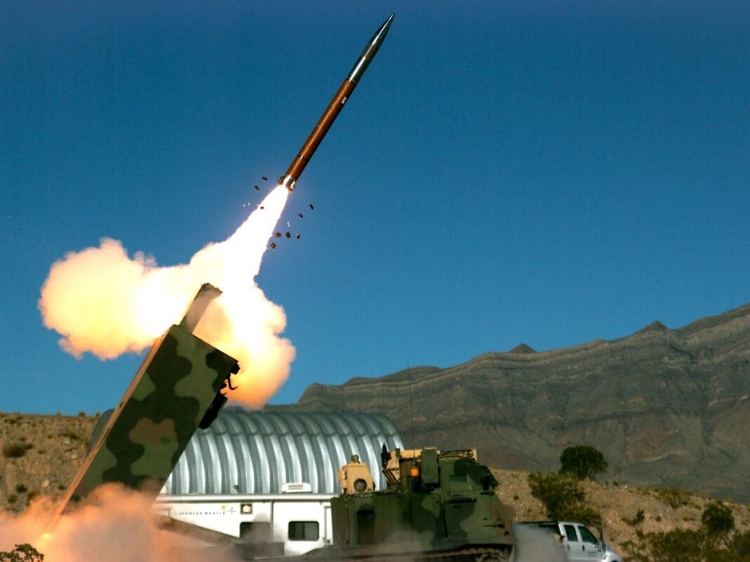 GMLRS-ER: Ο νέος πύραυλος που μπορεί να εξοπλίσει τον «σατανά του Αιγαίου»