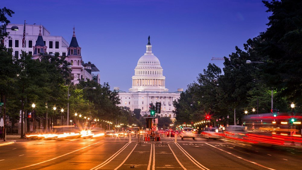ΗΠΑ:-Οι-Δημοκρατικοί-προειδοποιούν-τον-Τραμπ-να-ακυρώσει-τις-μαζικές-ανακλήσεις-πρεσβευτών