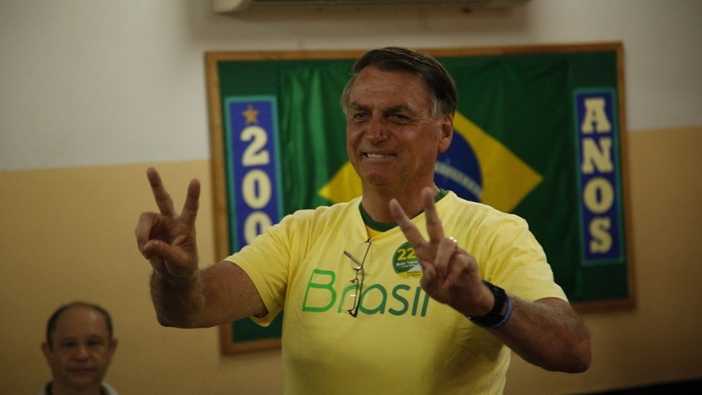 Βραζιλία: Ο Μπολσονάρο στηρίζει τον γιο του για πρόεδρο στις εκλογές του 2026