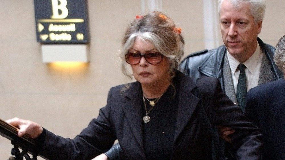 Στο-Σαν-Τροπέ-θα-ταφεί-η-Μπριζίτ-Μπαρντό