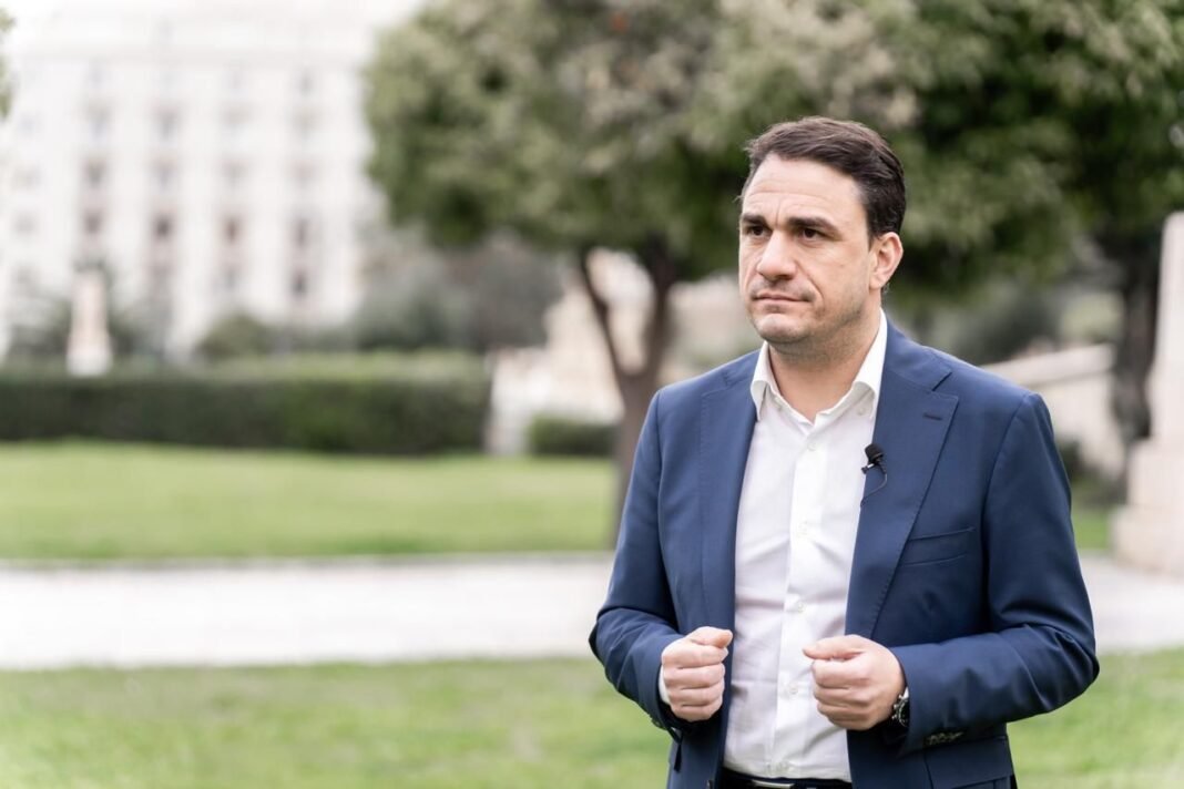 ΠΑΣΟΚ για τον «κόφτη» στη live μετάδοση των Εξεταστικών Επιτροπών: Όχι μαύρο στη διαφάνεια