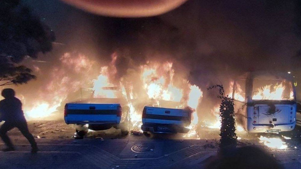 Μακρόν, Στάρμερ και Μερτς καταδικάζουν “τη δολοφονία διαδηλωτών” στο Ιράν και καλούν σε “αυτοσυγκράτηση”