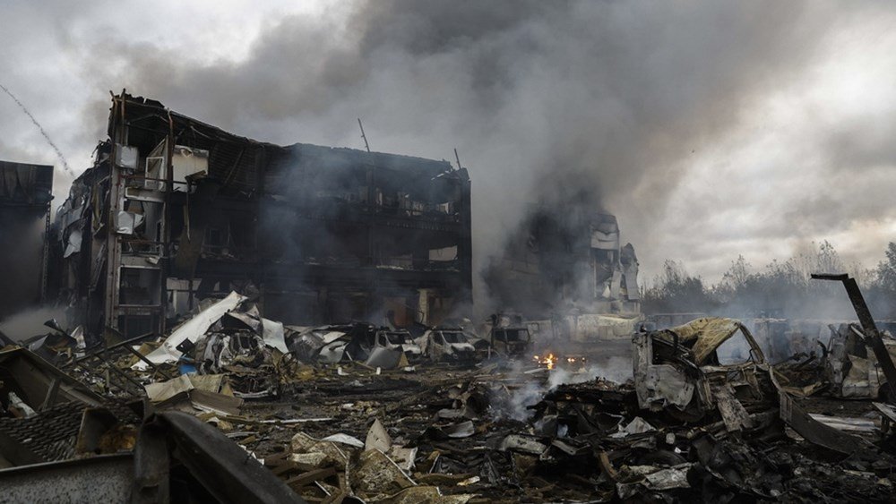 Ουκρανία:-Περισσότερες-από-1.000-πολυκατοικίες-παραμένουν-χωρίς-ρεύμα-και-θέρμανση-στο-Κίεβο