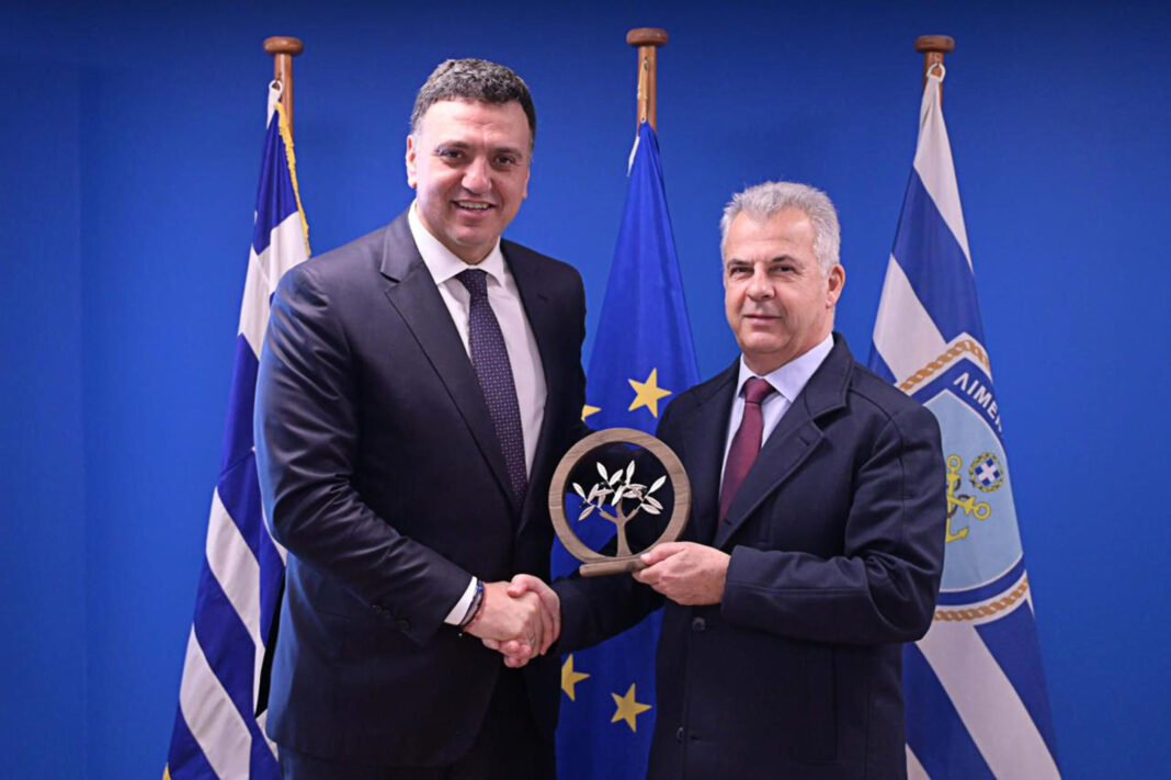 Κικίλιας:-«Ενισχύουμε-την-επιχειρησιακή-συνεργασία-Ελλάδας-–-Κύπρου-στη-θαλάσσια-ασφάλεια»