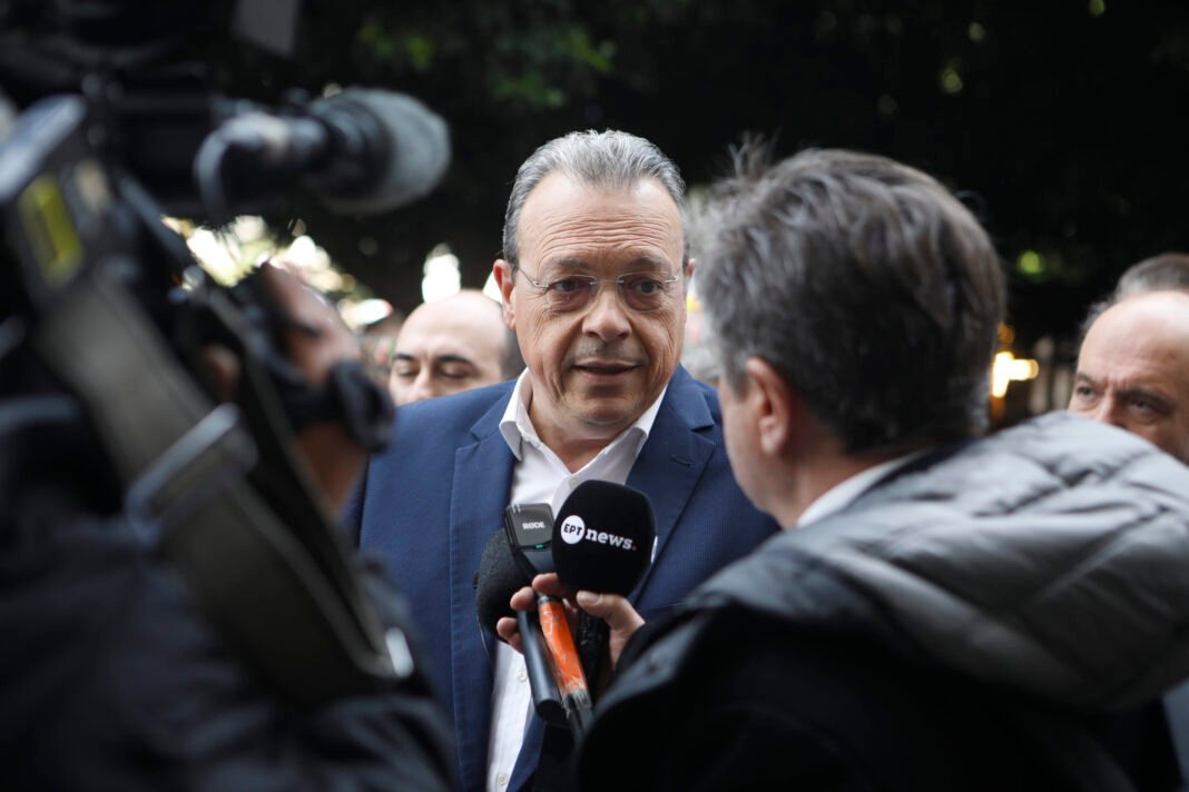 Φάμελλος: Η κοινωνία είναι μπροστά σε μεγάλα αδιέξοδα – Θα πρέπει να γίνει μια πολιτική αλλαγή