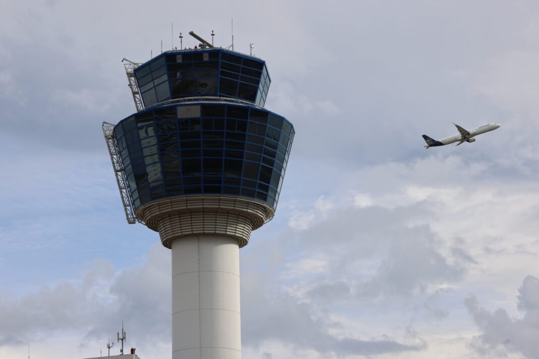«Μπλακ-άουτ»-στo-fir-Αθηνών:-Συγκροτήθηκε-Ομάδα-Διαχείρισης-Κρίσεων-για-την-αεροναυτιλία-και-εγκαταστάθηκαν-νέοι-πομποδέκτες