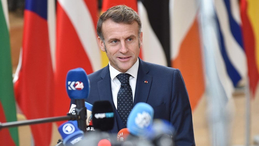 Μακρόν:-Απαράδεκτες-οι-δασμολογικές-απειλές-Τραμπ-–-“Η-Γαλλία-δεν-αλλάζει-στάση-με-εκβιασμούς”