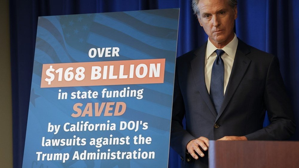 Ο-κυβερνήτης-της-Καλιφόρνιας-Γκάβιν-Νιούσομ-θα-παραστεί-στο-Νταβός-ως-αντίβαρο-στον-Τραμπ