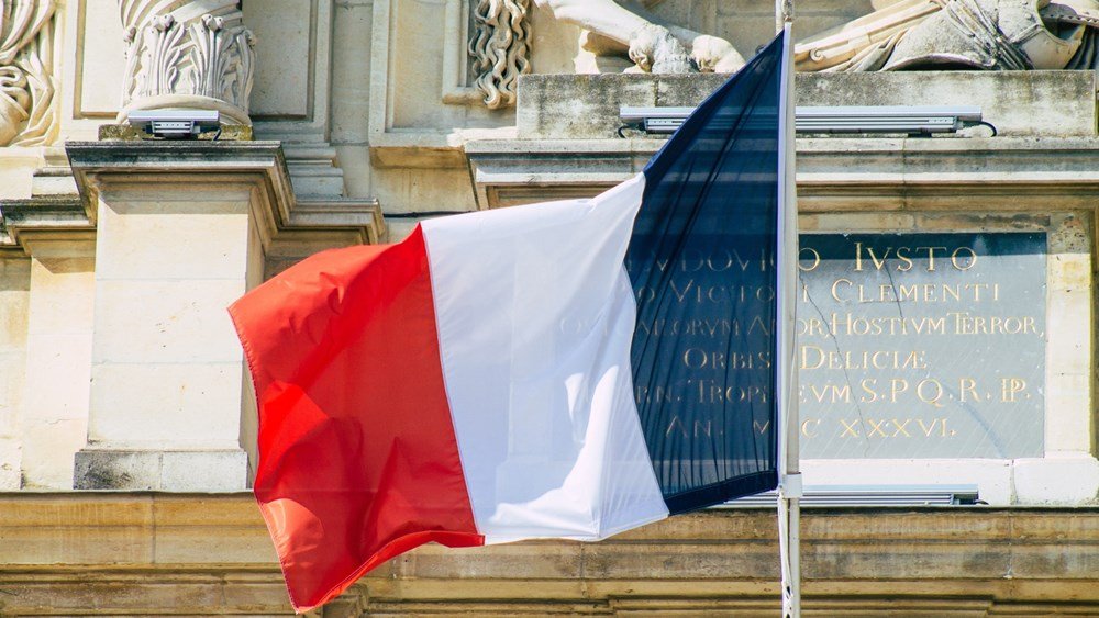 ΥΠΑΜ-Γαλλίας:-Οι-απειλές-Τραμπ-για-επιβολή-νέων-δασμών-αποτελούν-“μορφή-οικονομικού-πολέμου”