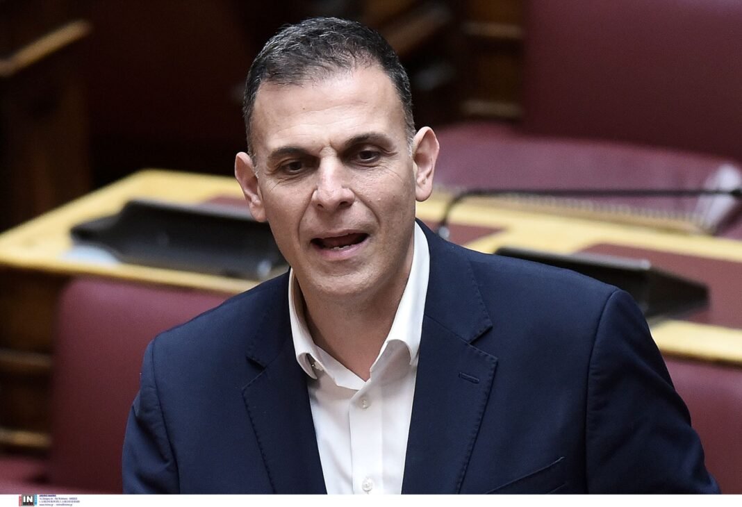 Καραμέρος-στον-realfm-97,8:-Υπάρχει-ανάγκη-ενός-σχηματισμού-που-θα-αναδιατάξει-ριζικά-το-πολιτικό-σύστημα-–-Τι-είπε-για-τους-αγρότες