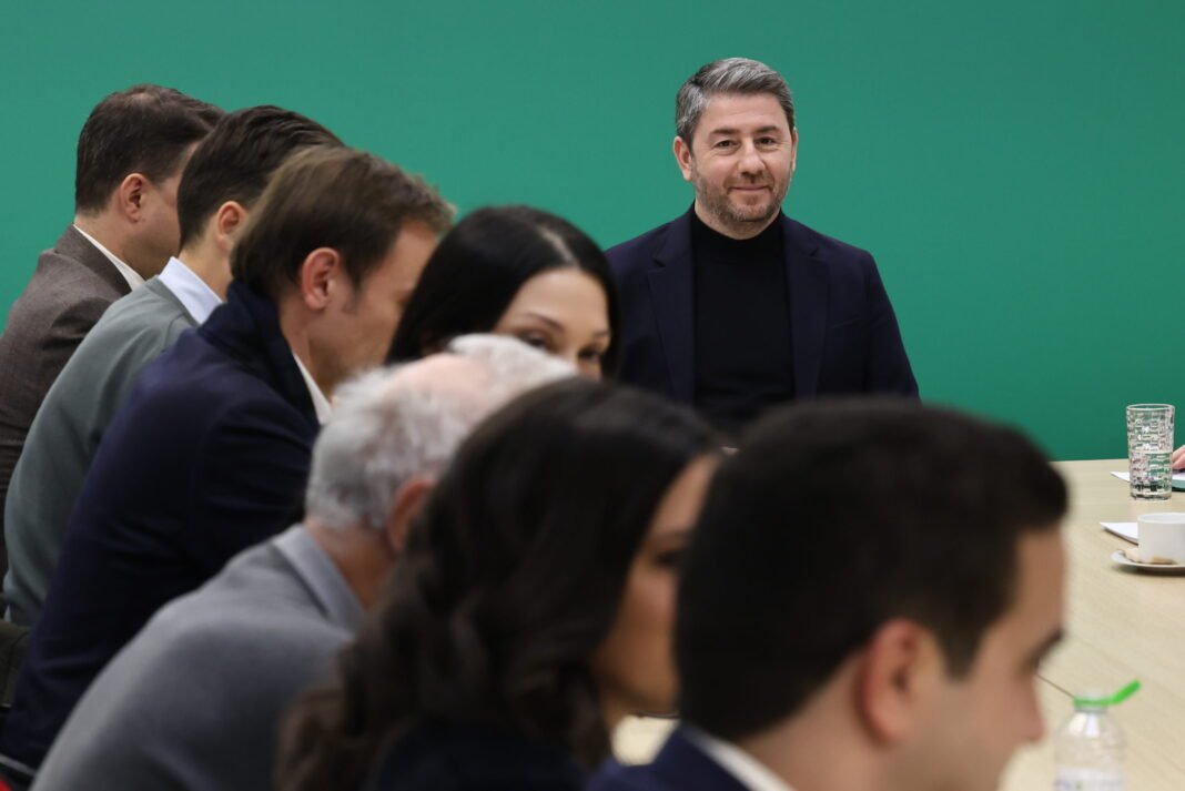 Ανδρουλάκης:-Στις-27-29-Μαρτίου-το-Συνέδριο-του-ΠΑΣΟΚ-–-Ζήτησε-δουλειά-και-όχι-επικοινωνία