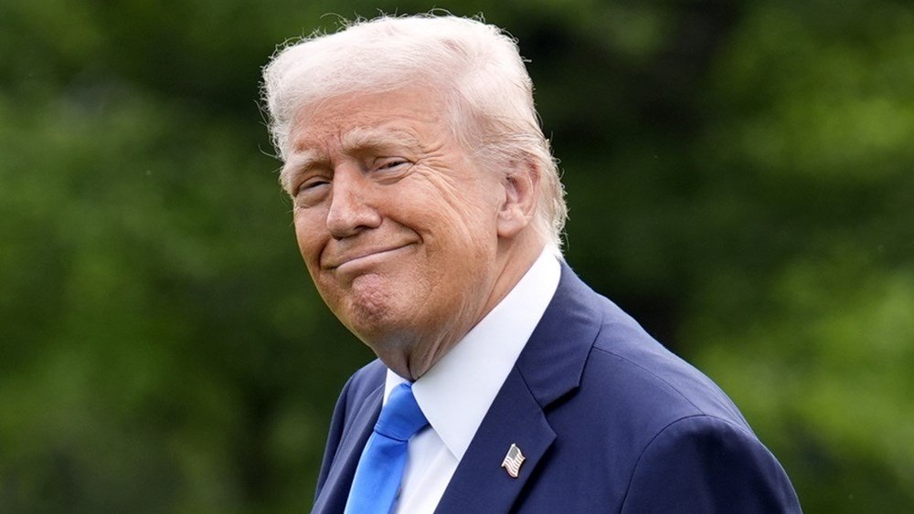 Γροιλανδία:-Ο-Τραμπ-εξασφαλίζει-στρατιωτικό-έλεγχο-και-πρόσβαση-σε-ορυκτά-–-“Περίπλοκο-το-ζήτημα-της-κυριότητας”