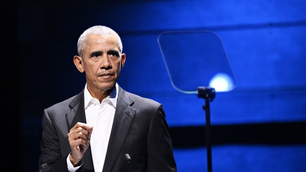 Έκκληση-Ομπάμα-στους-Αμερικανούς-μετά-τον-θάνατο-Πρέτι:-Προστατεύστε-τις-ελευθερίες-μας,-κάντε-την-κυβέρνηση-να-λογοδοτήσει