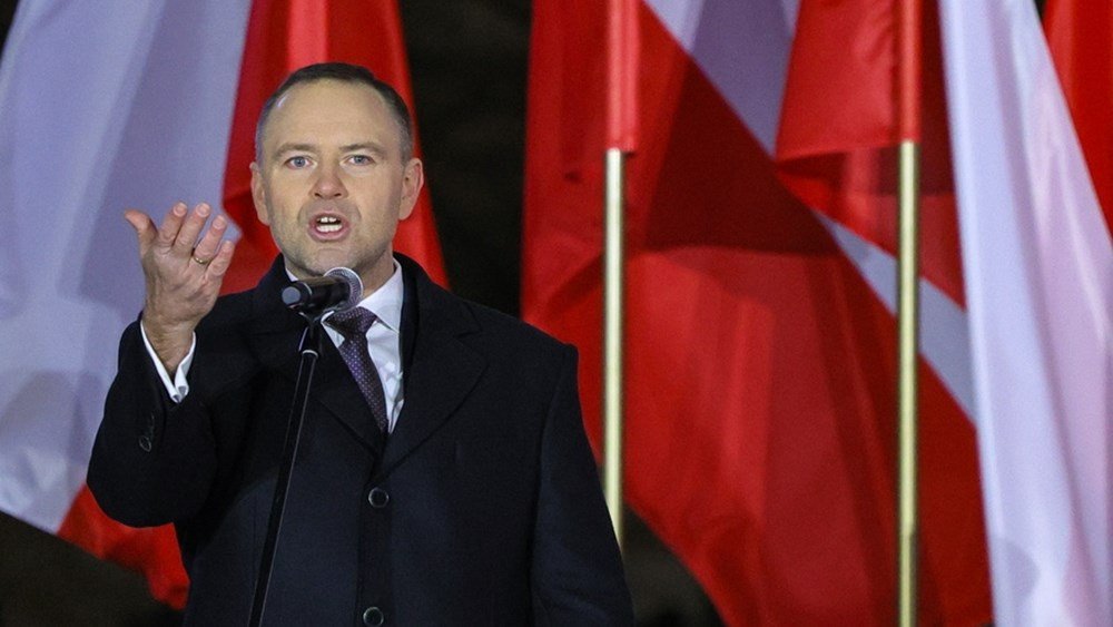 Ναβρότσκι: Η Ρωσία αποτελεί διαρκής απειλή για την Ευρώπη και την ανεξαρτησία της διακυβέρνησής της