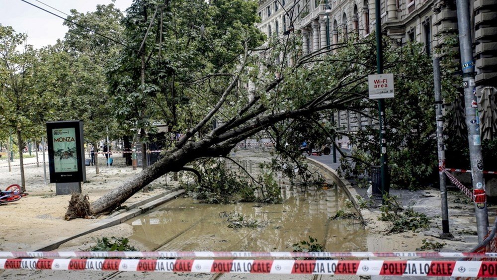 Σικελία:-Πάνω-από-χίλιοι-κάτοικοι-αναγκάστηκαν-να-εγκαταλείψουν-τα-σπίτια-τους-εξαιτίας-κατολίσθησης