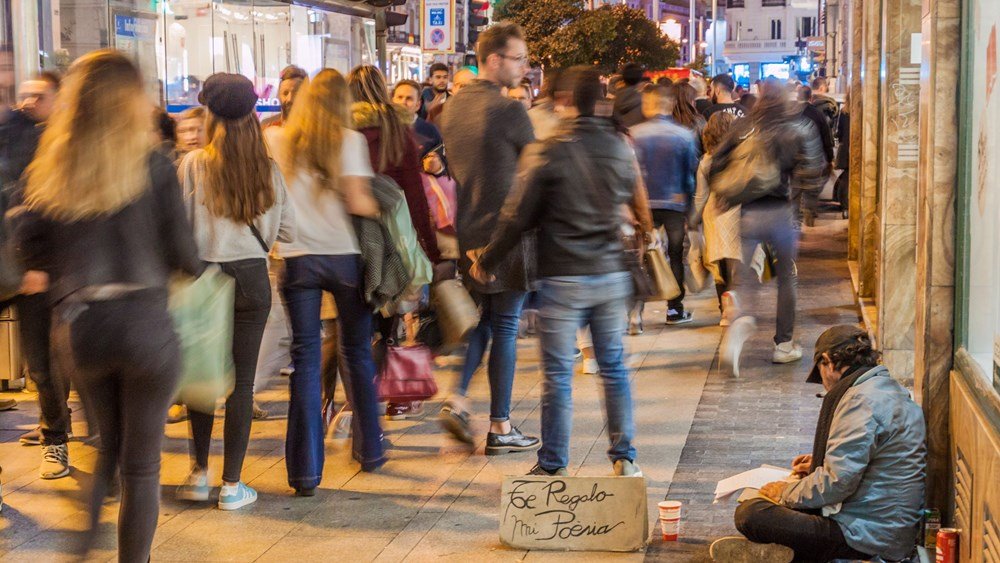 Ισπανία: Κάτω από το 10% η ανεργία για πρώτη φορά από το 2008