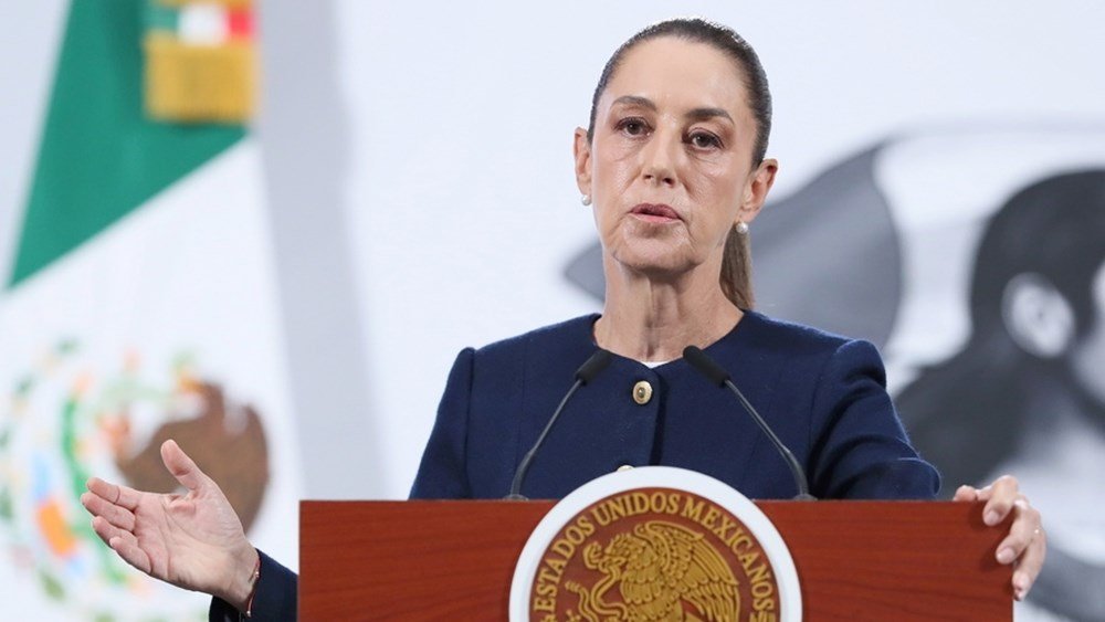 Μεξικό: “Κυρίαρχη απόφαση” η παράδοση πετρελαίου στην Κούβα