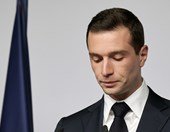 Γαλλία: Ο Μπαρντελά καλεί τους Ευρωπαίους να 