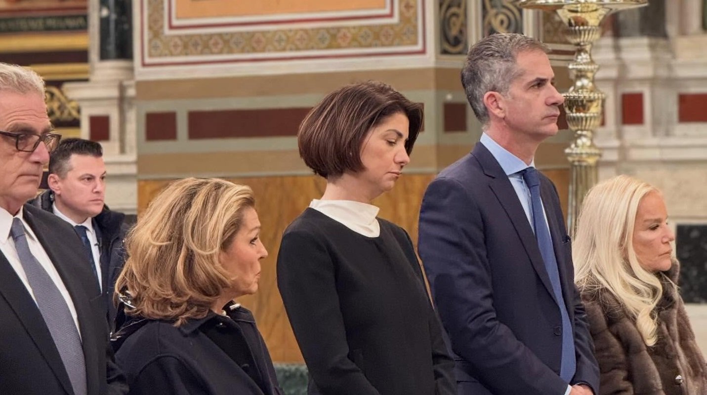 Μπακογιάννης στο μνημόσυνο για τα θύματα της τρομοκρατίας: Το μέτρο και η ευθύνη είναι μόνιμες υποχρεώσεις του δημόσιου λόγου και της πολιτικής πράξης