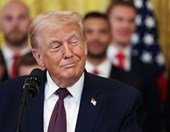 Νταβός: Ο Τραμπ παρουσιάζει το 