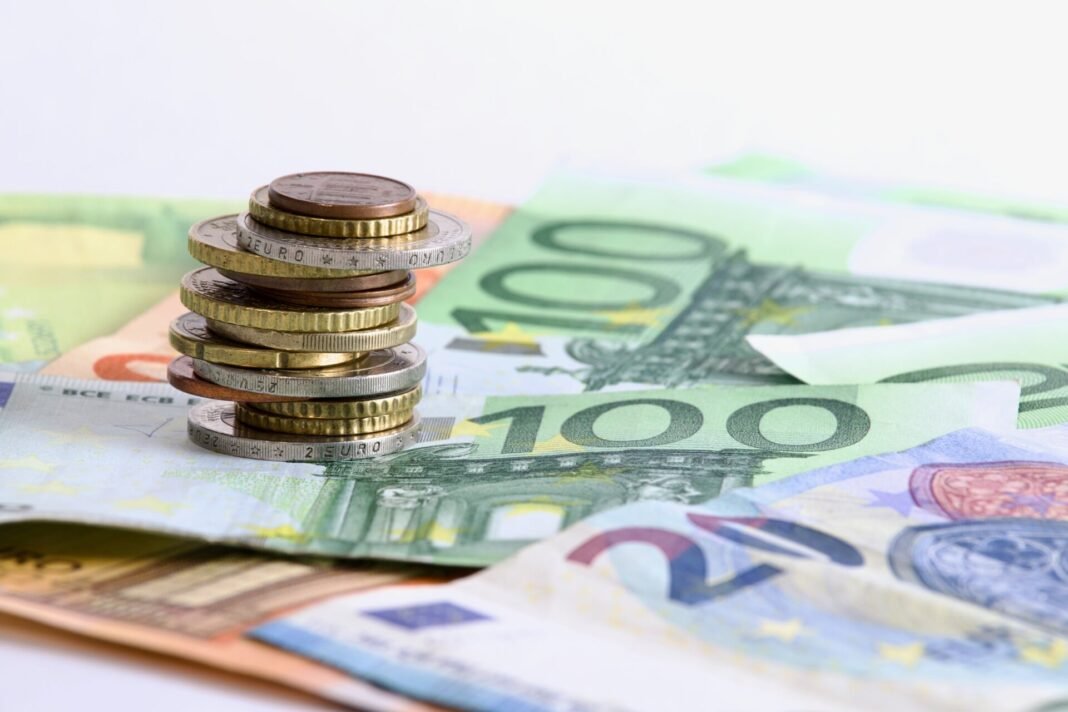 ΟΠΕΚΑ: Αύριο η πληρωμή των επιδομάτων Φεβρουαρίου