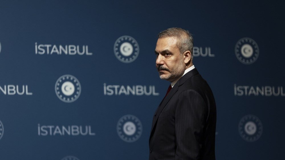 Τουρκία: Ζήτημα “Γαλάζιας Πατρίδας και Τουρκολιβυκό μνημόνιο” – Πιέσεις στον Χ. Φιντάν μετά τη συμφωνία της Ελλάδας με τη Chevron