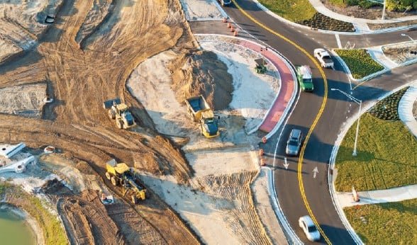 Τρεις-«κόφτες»-στις-δημόσιες-συμβάσεις:-Φρένο-σε-απευθείας-αναθέσεις-–-προμήθειες