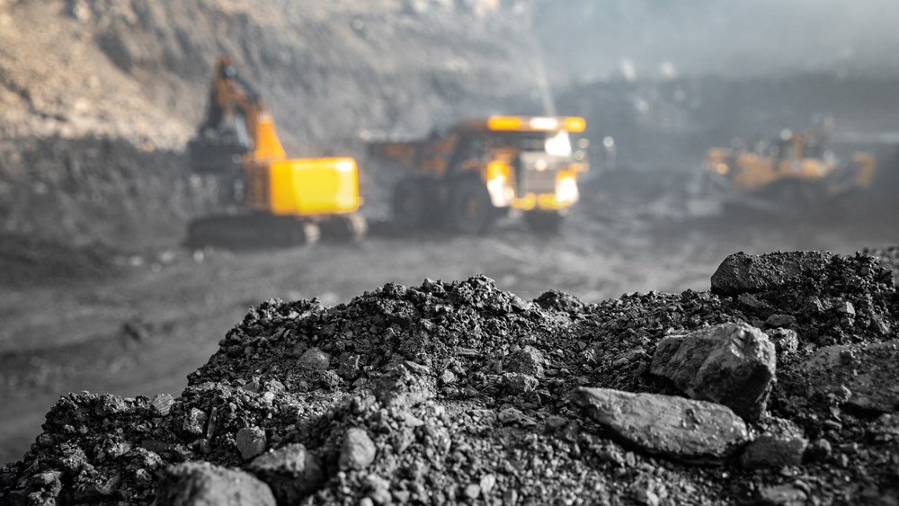 Υποχωρούν-οι-τιμές-του-άνθρακα-στην-ΕΕ-μετά-την-έκκληση-Μερτς-για-αναμόρφωση-της-αγοράς