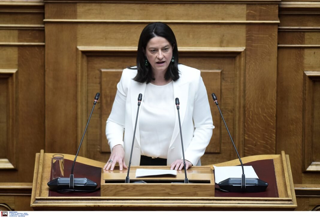 Νίκη-Κεραμέως:-Η-Εθνική-Κοινωνική-Συμφωνία-δίνει-τη-δυνατότητα-για-αυξήσεις-μισθών-και-παροχών-–-ΒΙΝΤΕΟ