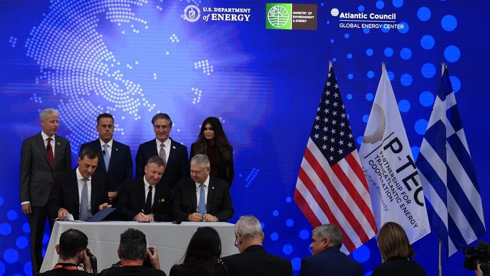 Συγχαρητήρια-από-την-κυβέρνηση-Τραμπ-προς-την-Ελλάδα-για-τον-Κάθετο-Διάδρομο-και-τις-ενεργειακές-συμφωνίες-του-p-tec